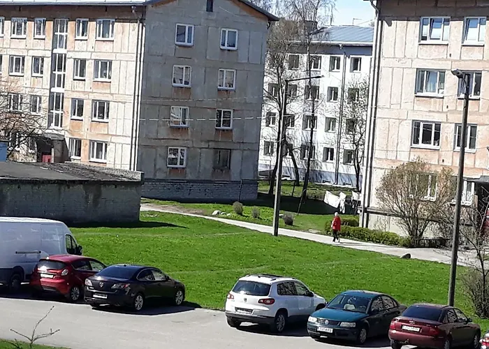 Apartment Апартаменты *